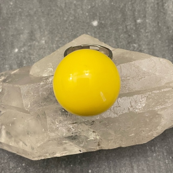Vintage Jewelry - Vintage Yellow Ball Statement Ring